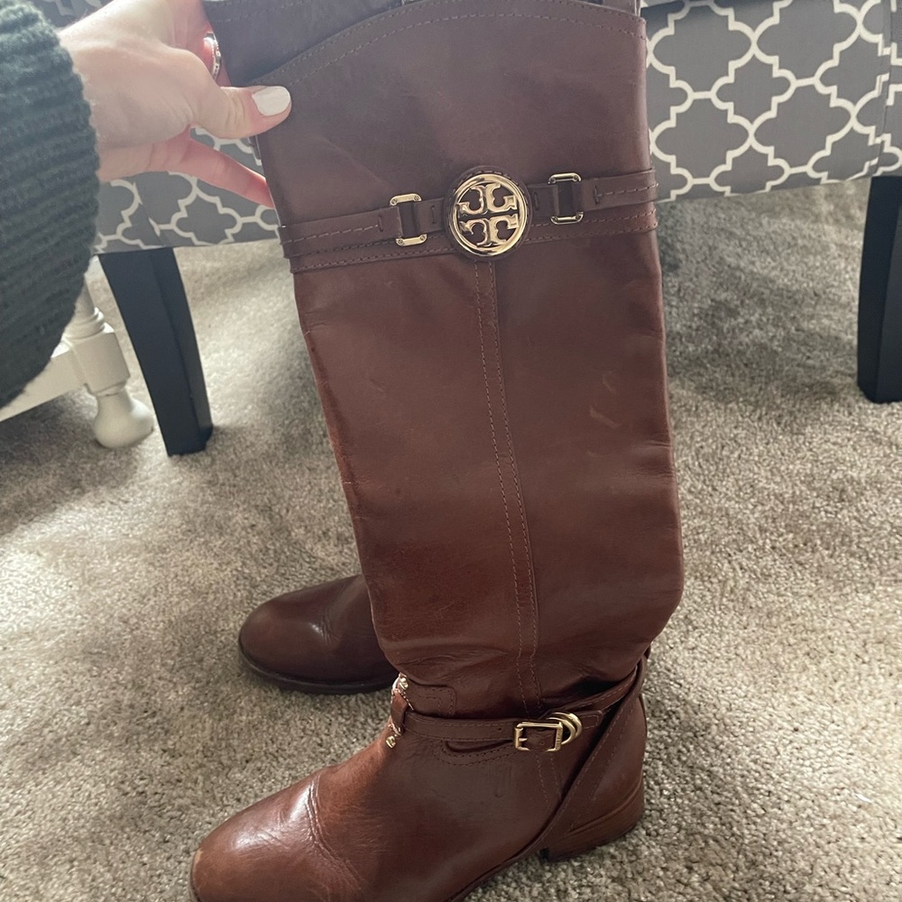 TORY BURCH BROWN LEATHER HIGH BOOTS - Picture 3 of 6